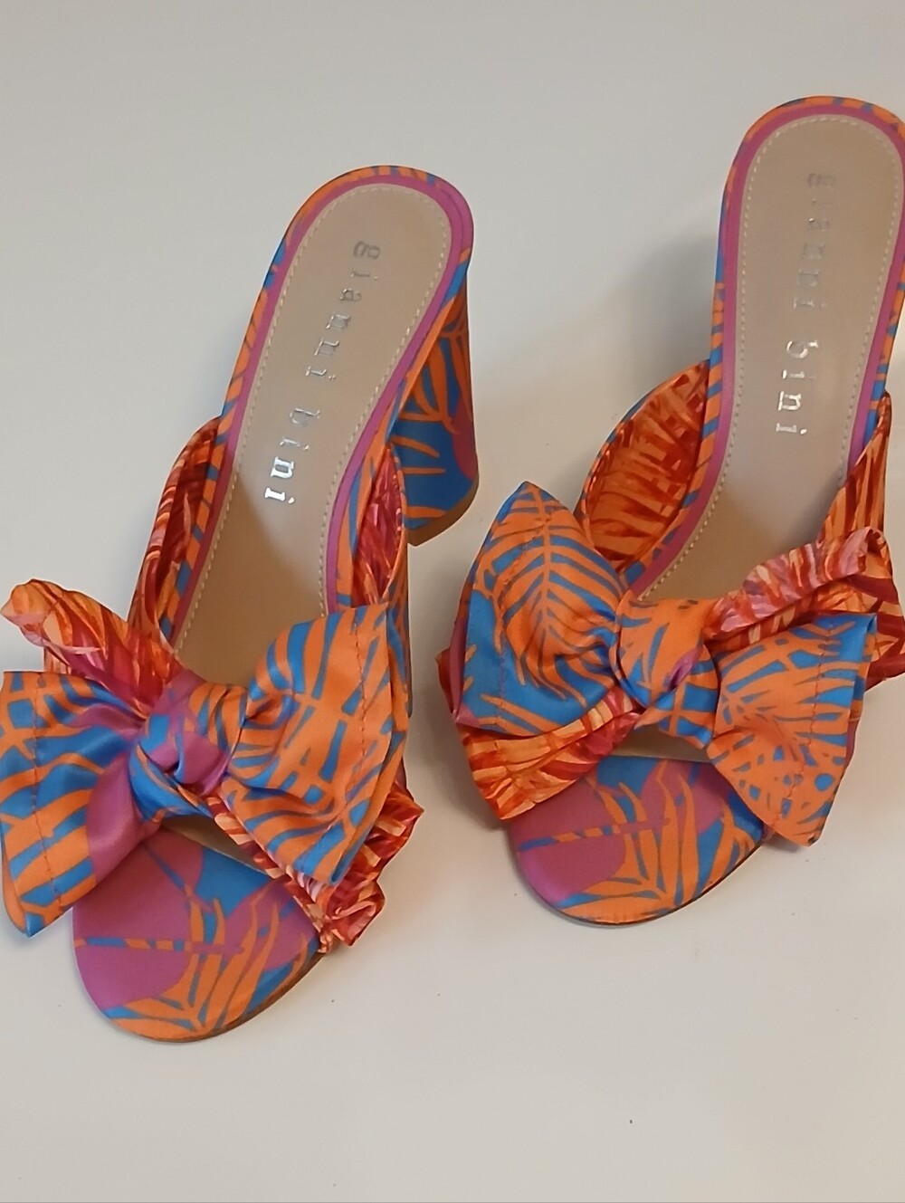 Women's Gianni Bini New Without Tags Block Heel Sandal Size 8